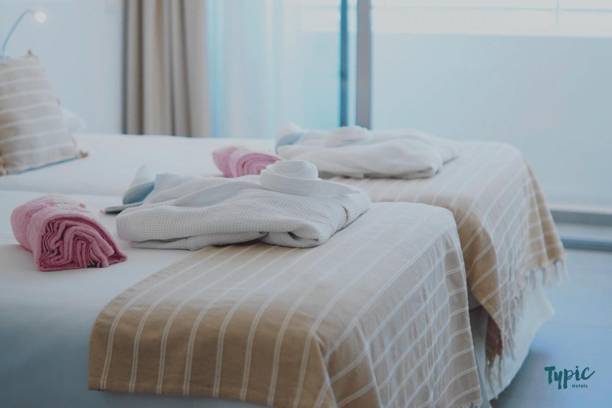 Typic Marina Playa - Adults Only Aparthotel San Antonio  Exteriör bild