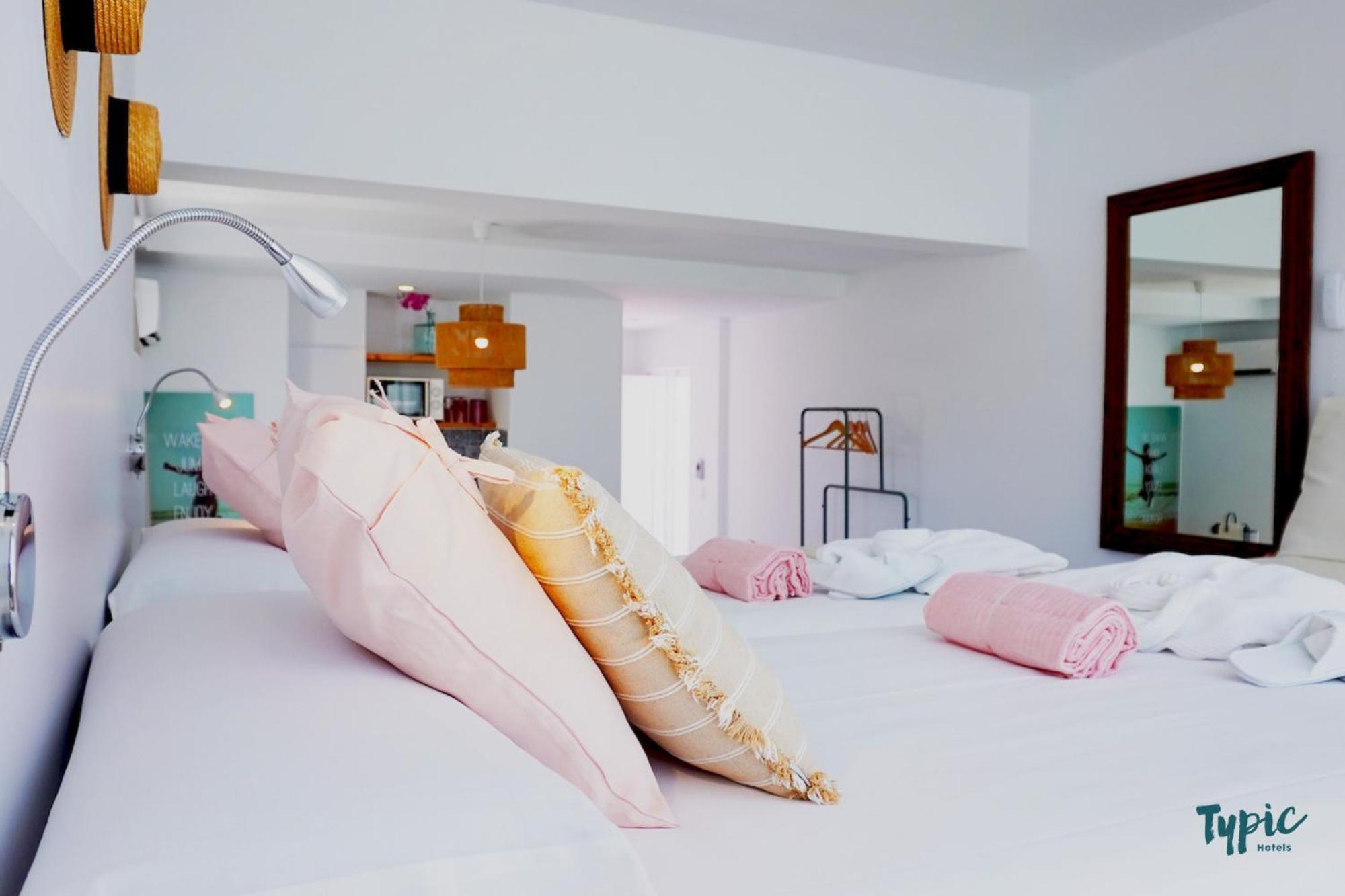 Typic Marina Playa - Adults Only Aparthotel San Antonio  Exteriör bild
