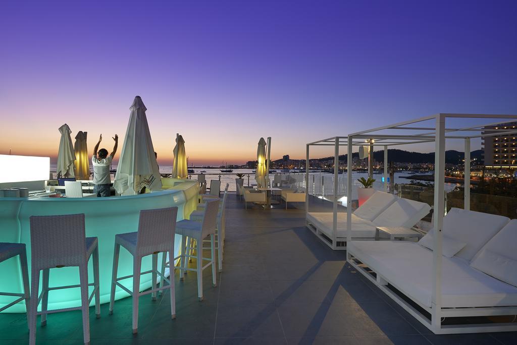 Typic Marina Playa - Adults Only Aparthotel San Antonio  Exteriör bild