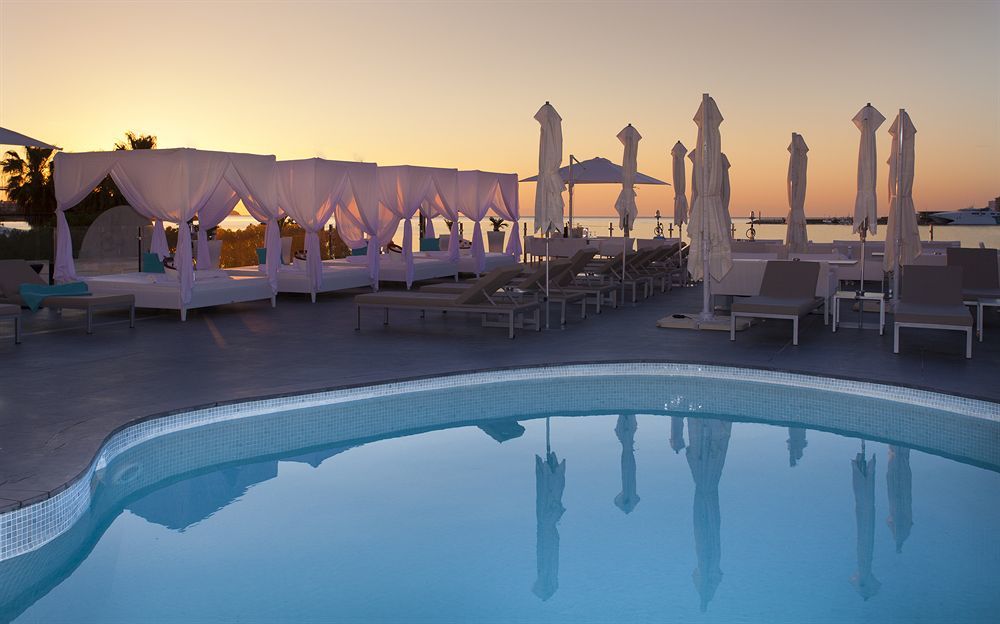 Typic Marina Playa - Adults Only Aparthotel San Antonio  Exteriör bild
