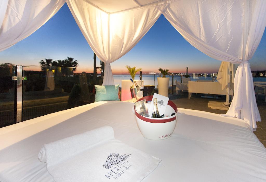 Typic Marina Playa - Adults Only Aparthotel San Antonio  Exteriör bild